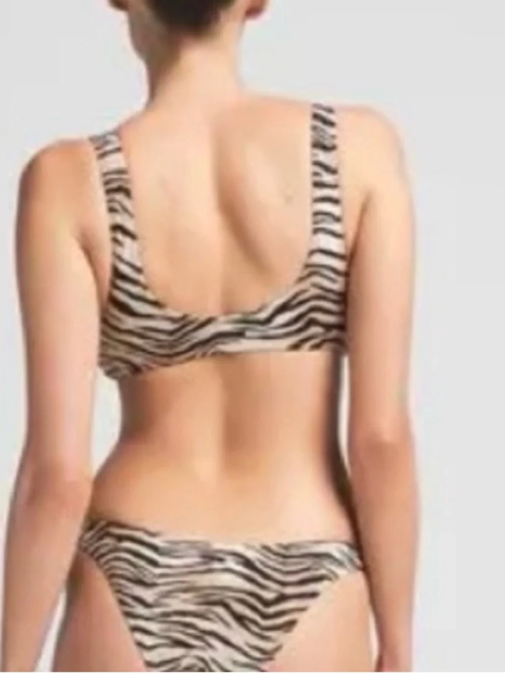 SKIMS SWIM PLUNGE TRIANGLE BIKINI TOP CHAMPAGNE TIGER PRINT sz LG
